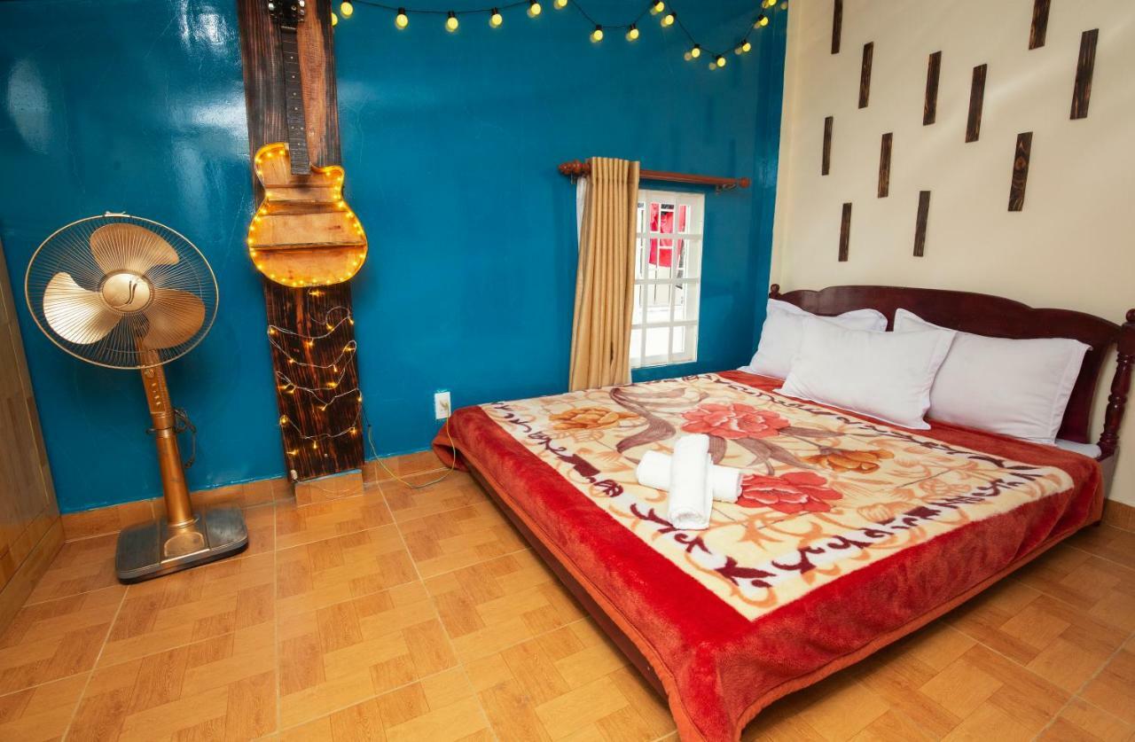 Binh Dao Hotel - Khach San Ngay Trung Tam Gia Re Da Lat Esterno foto